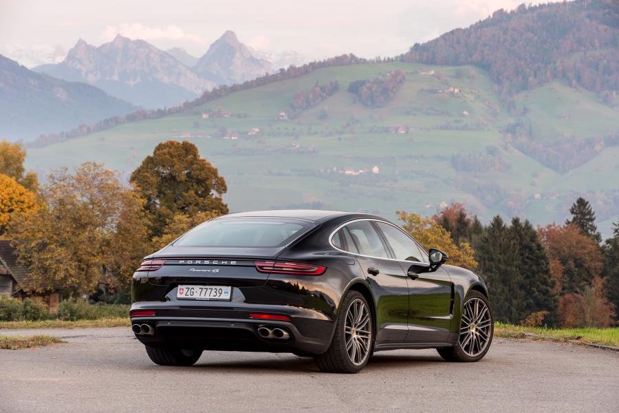 Porsche Panamera 4S 2016 года  (фото 6 из 65)